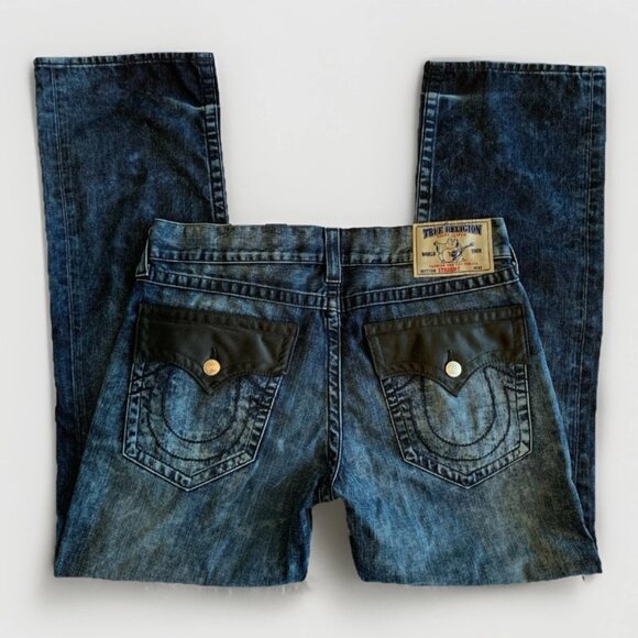 True Religion Jeans Mens 38x32 Actual Size, Straight With Black Pocket Flaps - Picture 1 of 16